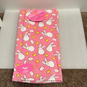 Betsey johnson bunny set of 2 kitchen towels NWT 18” x 28”